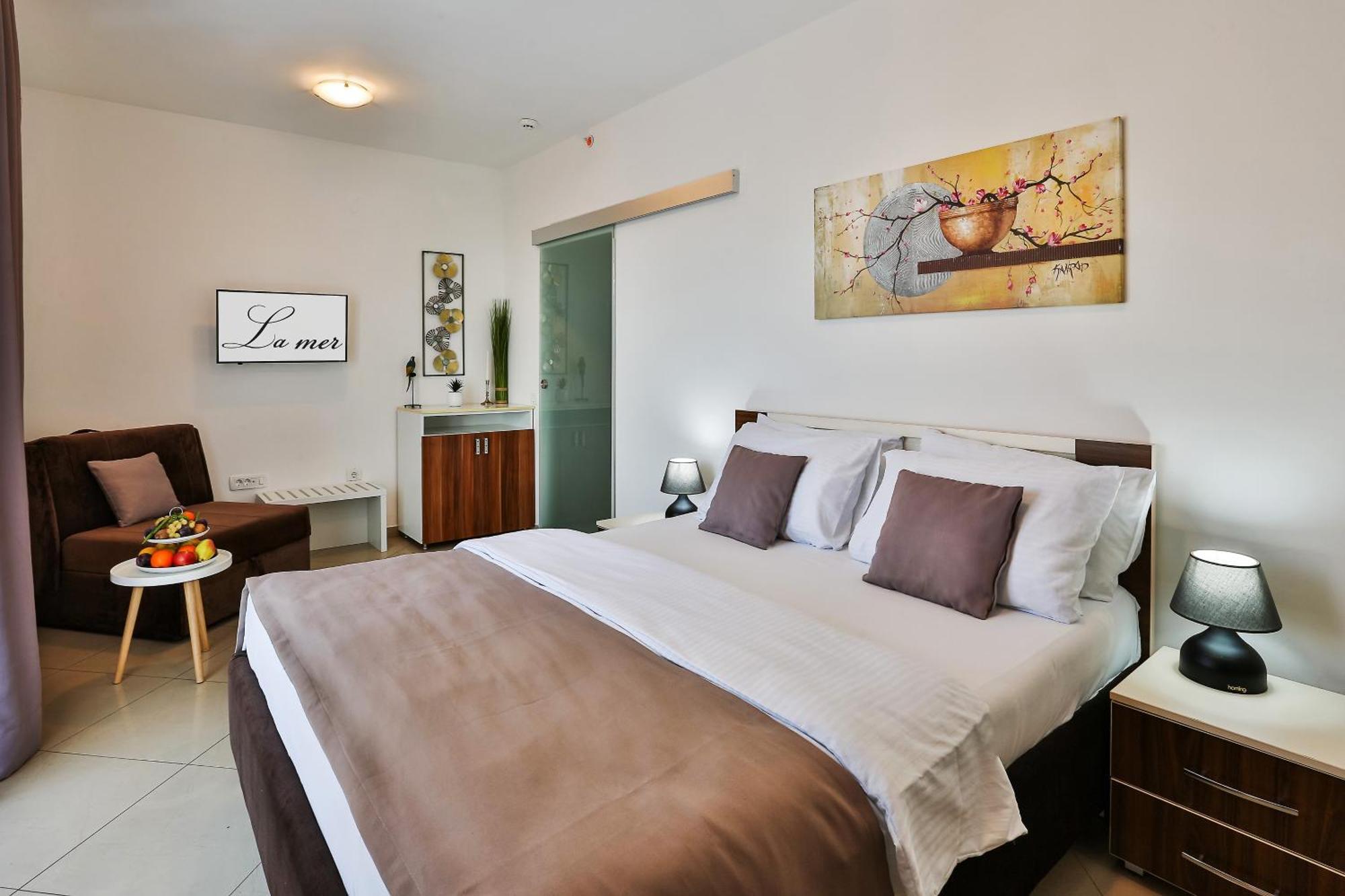 La Hotel
