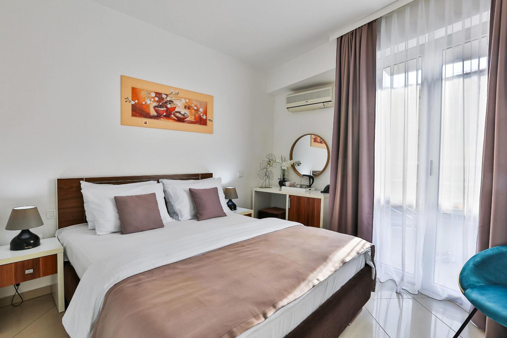 La 4* Budva