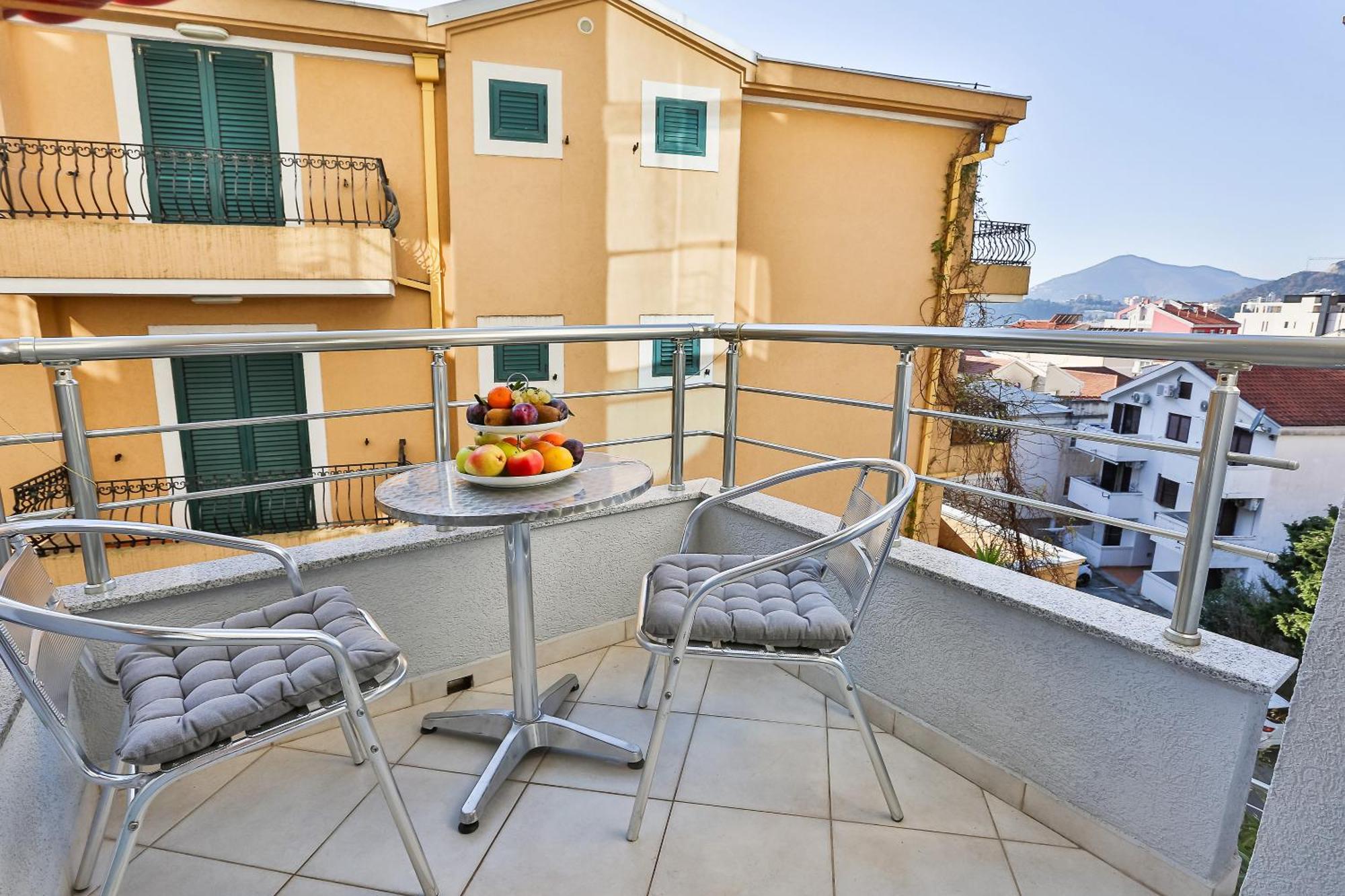 La Hotel 4*